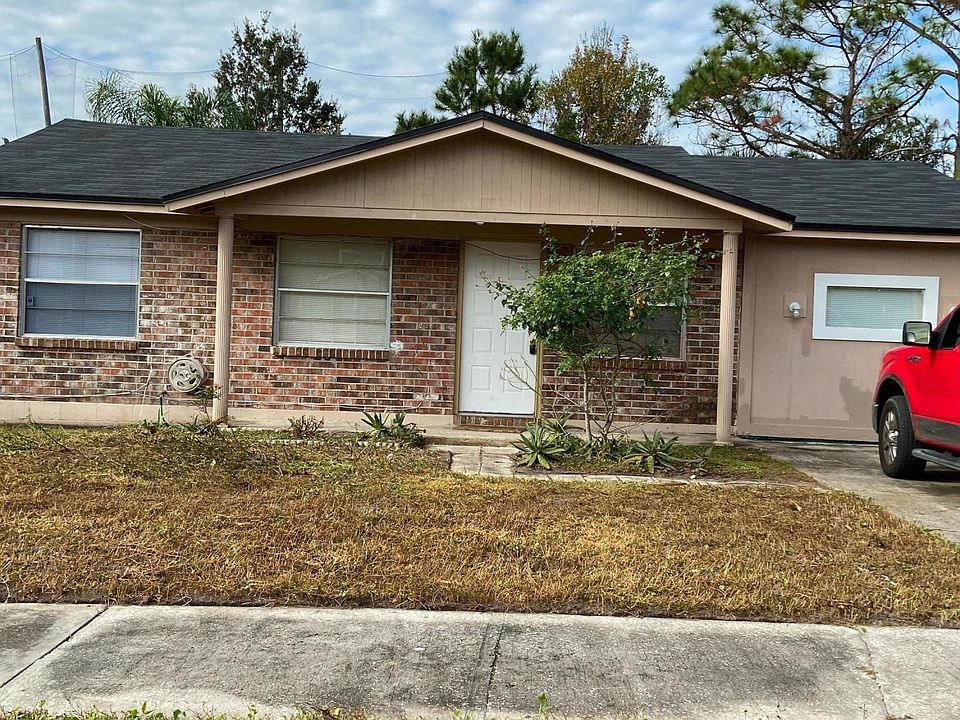 1st image of 7634 Club Duclay Dr