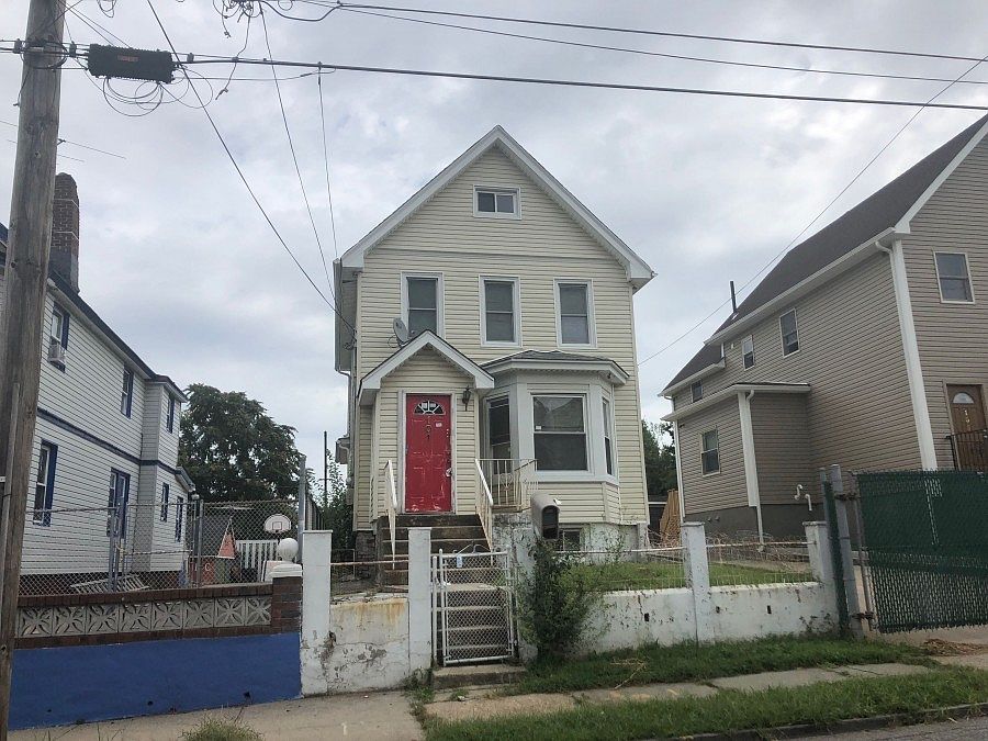 1st image of 101 Mersereau Ave