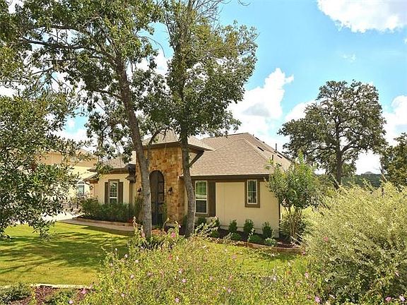 3rd image of 224 Margaret Cir