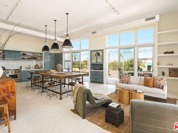13320 Beach Ave APT 403, Marina Del Rey, CA 90292