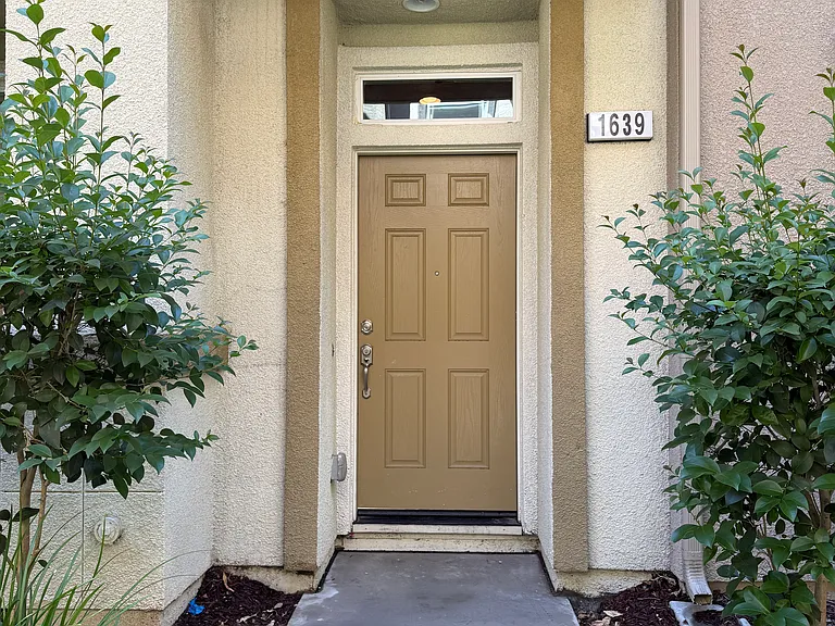 1639 Murasky Pl — Photo 43