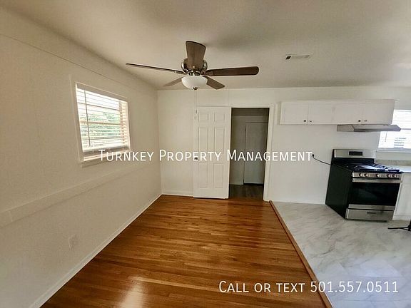 3rd image of 6407 Pecan Ln