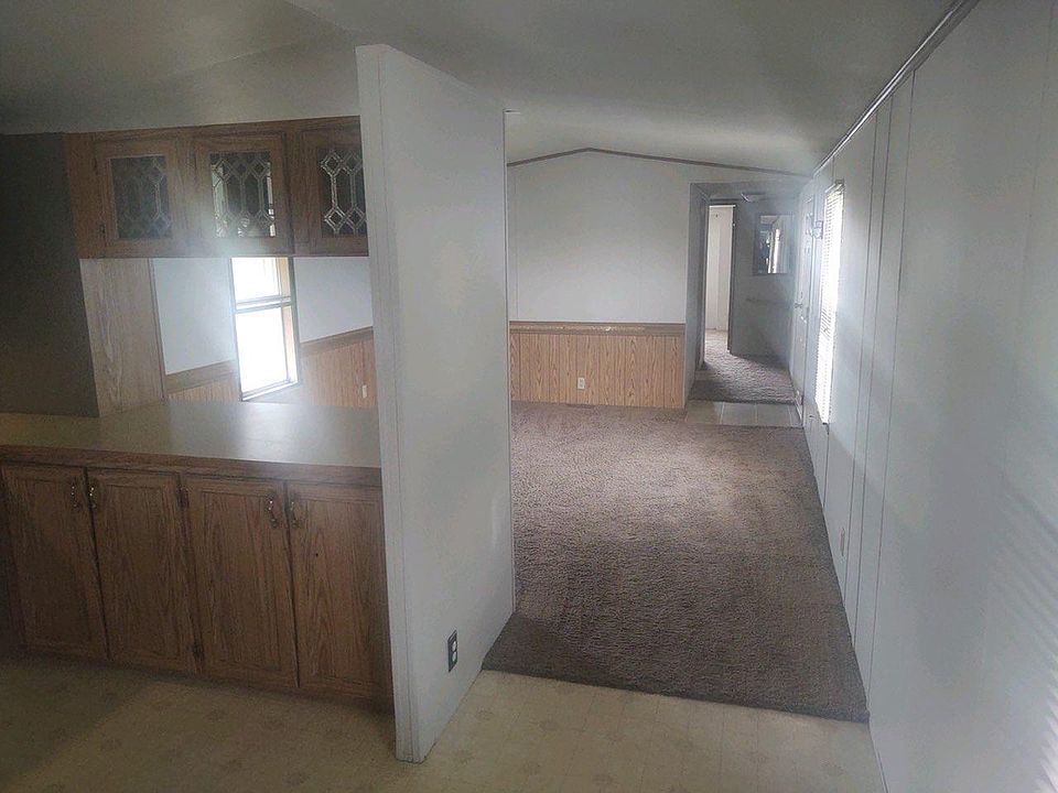 2nd image of 4715 Starboard Dr