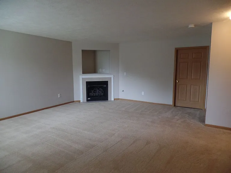 9174 Walker Park Dr — Photo 7