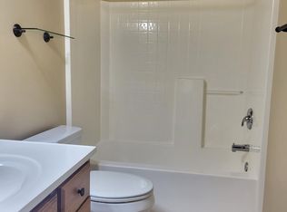 38093 Millstone Dr, Purcellville, VA 20132
