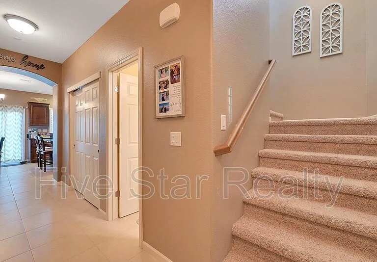 5609 Peach Tree Dr — Photo 3