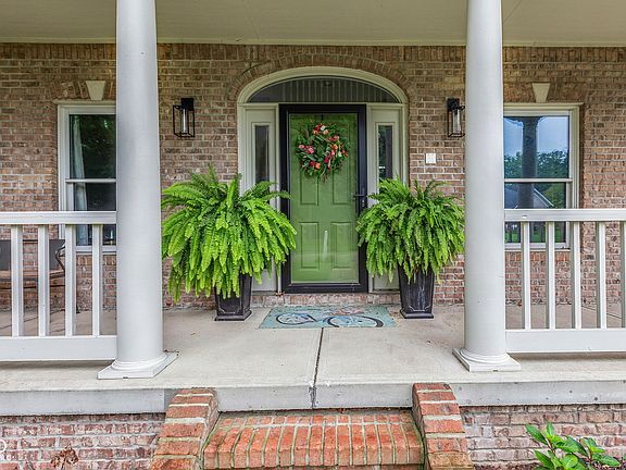 2nd image of 7721 Shagbark Ct