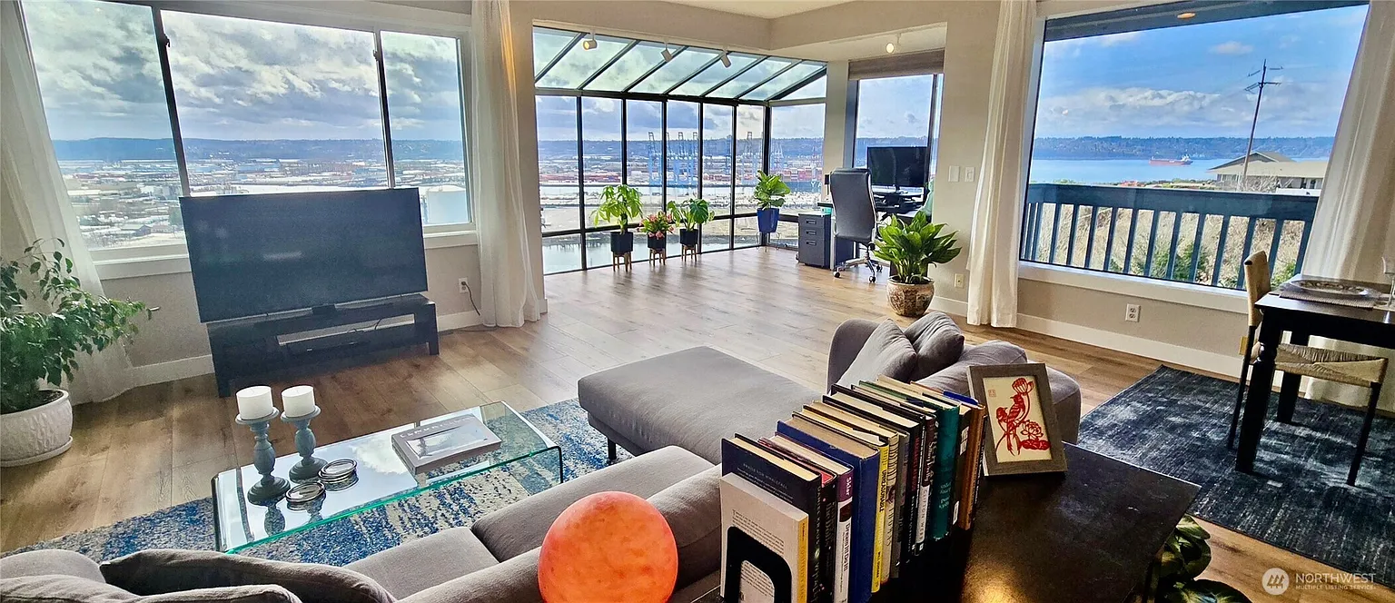 1140 Browns Point Boulevard #C3 photo 1