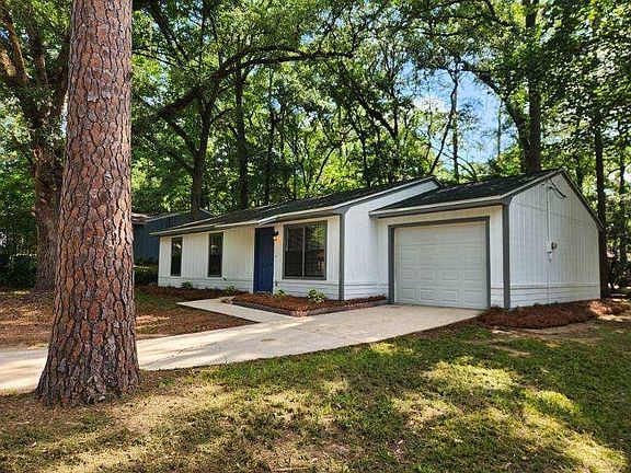 3rd image of 2445 Jolene Ln