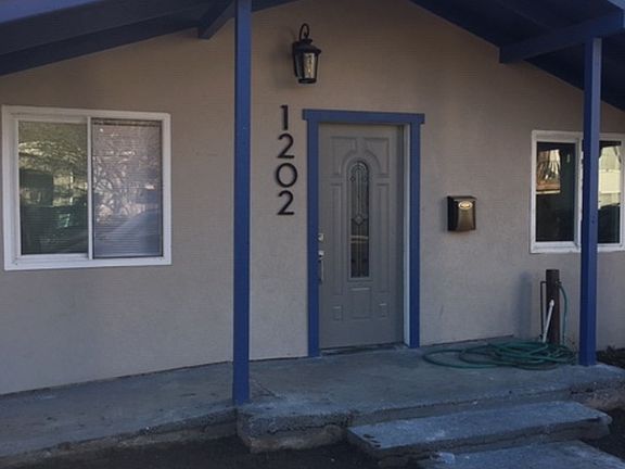 2nd image of 1202 Pine St