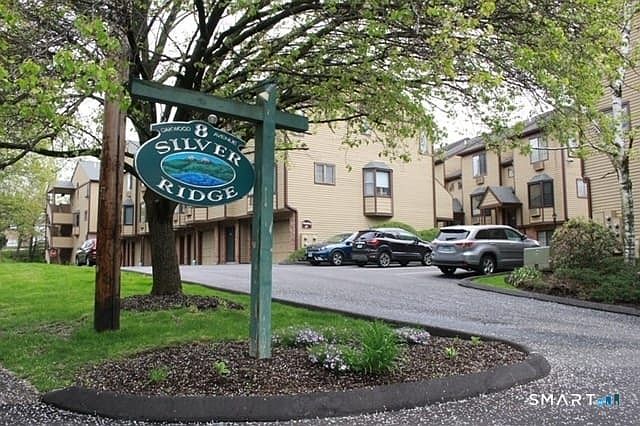 1st image of 8 Oakwood Ave APT C3