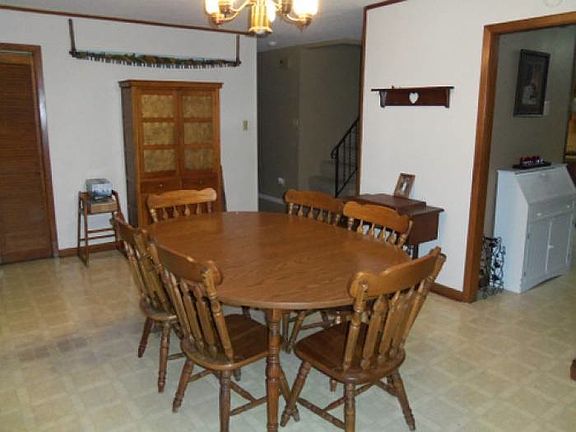 5th image of 620 W Creekwood Dr