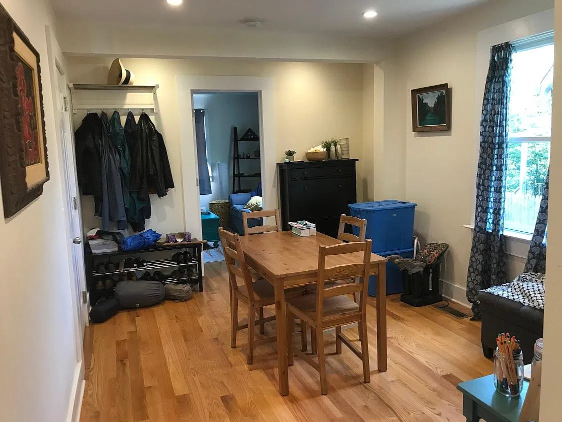 25 Edgewood Ave — Photo 2