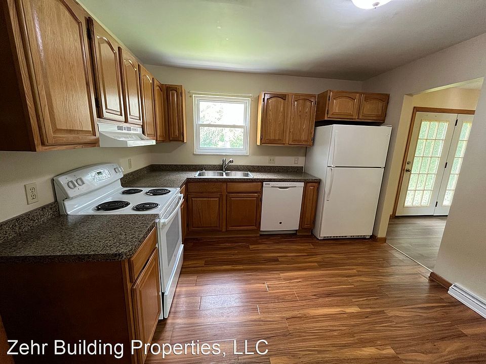 10950 Oak Street Apartment Rentals Conneaut Lake, PA Zillow
