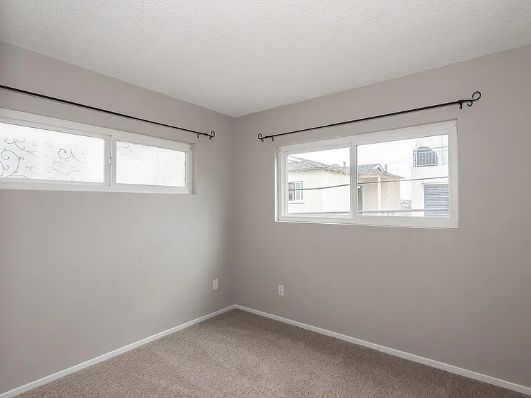 415 19th Pl — Photo 21