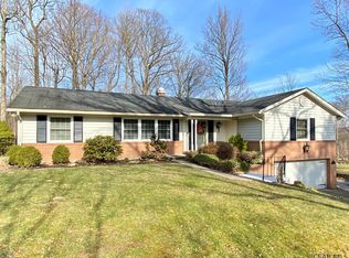 1920 Greentree Ln, Johnstown, PA
