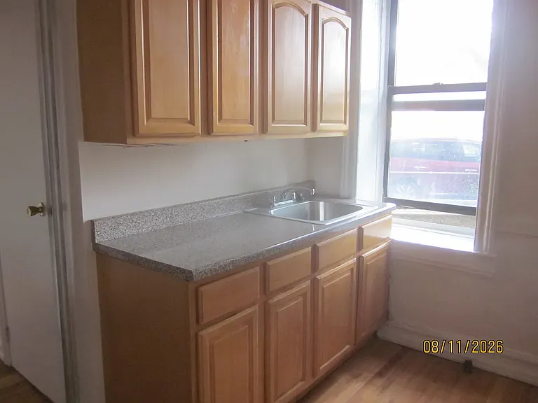 198 Wilson St #5 — Photo 3