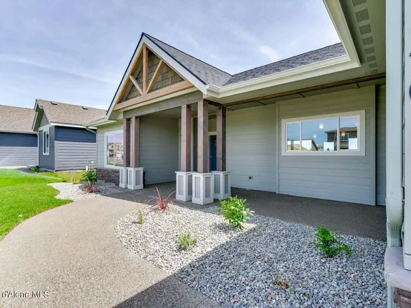 176 N Olivewood Ln, Coeur D Alene, ID 83854