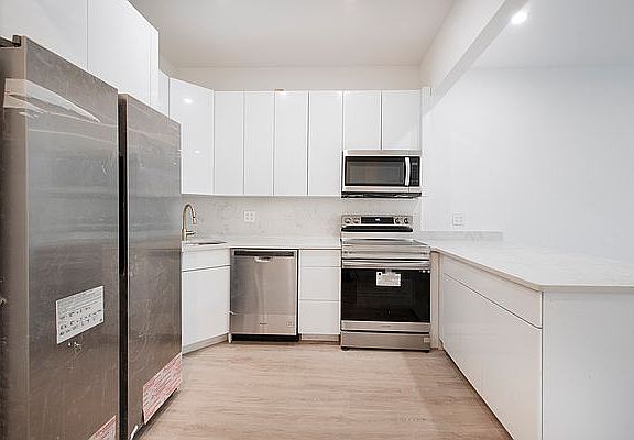 2nd image of 358 7th Ave #6