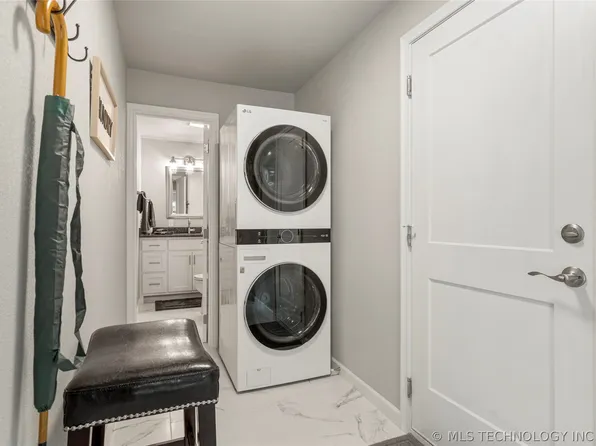 3637 S Lewis Ave, Tulsa, OK 74105