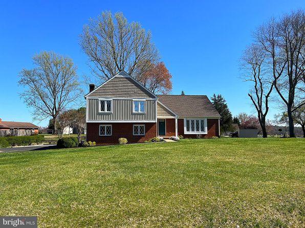 17447 Pelham View Dr