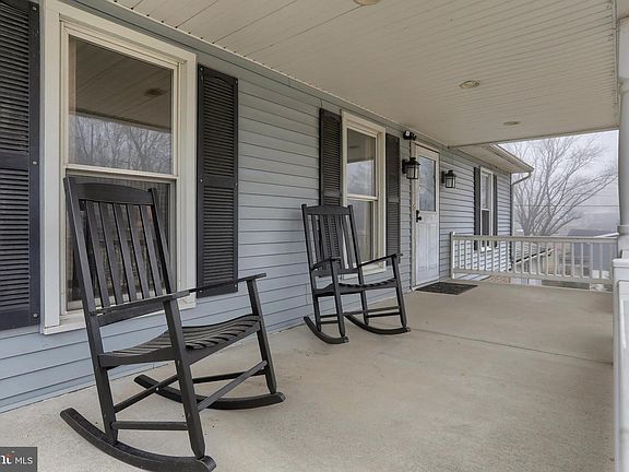 3rd image of 1762 Stone Mill Dr