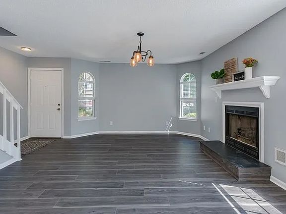 5th image of 1713 Pattington Cir