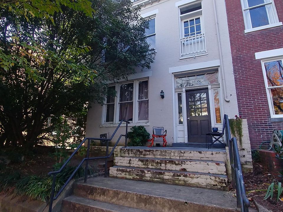 1st image of 2229 W Grace St APT 3