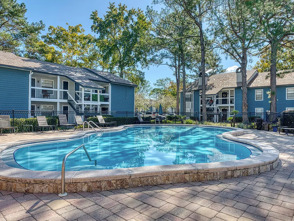 Grove at Deerwood