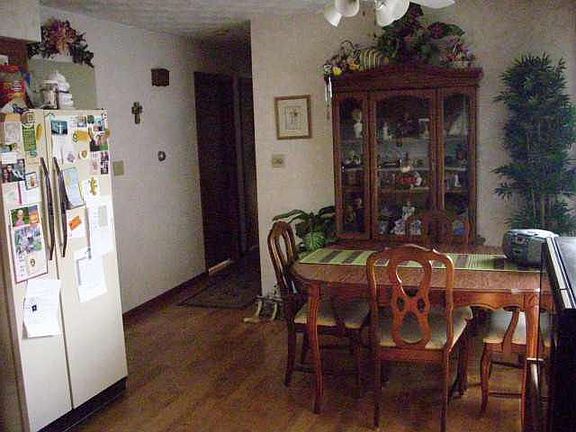 4th image of 59787 Lynn Dr