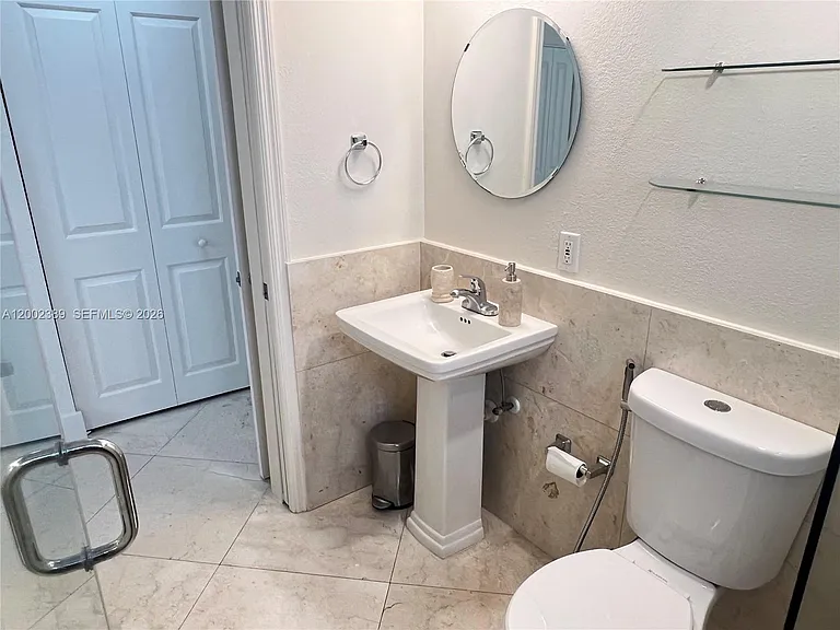 1750 James Ave #5D — Photo 17