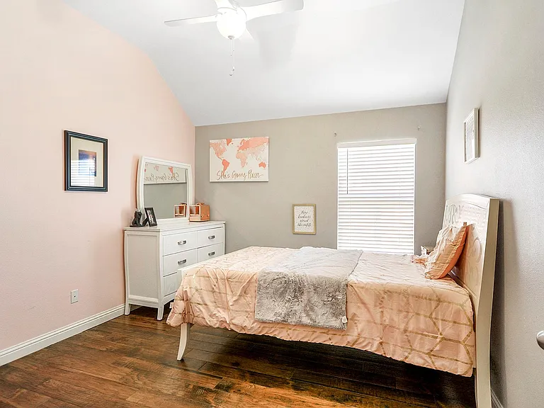 28139 Canyon Wren Dr — Photo 32