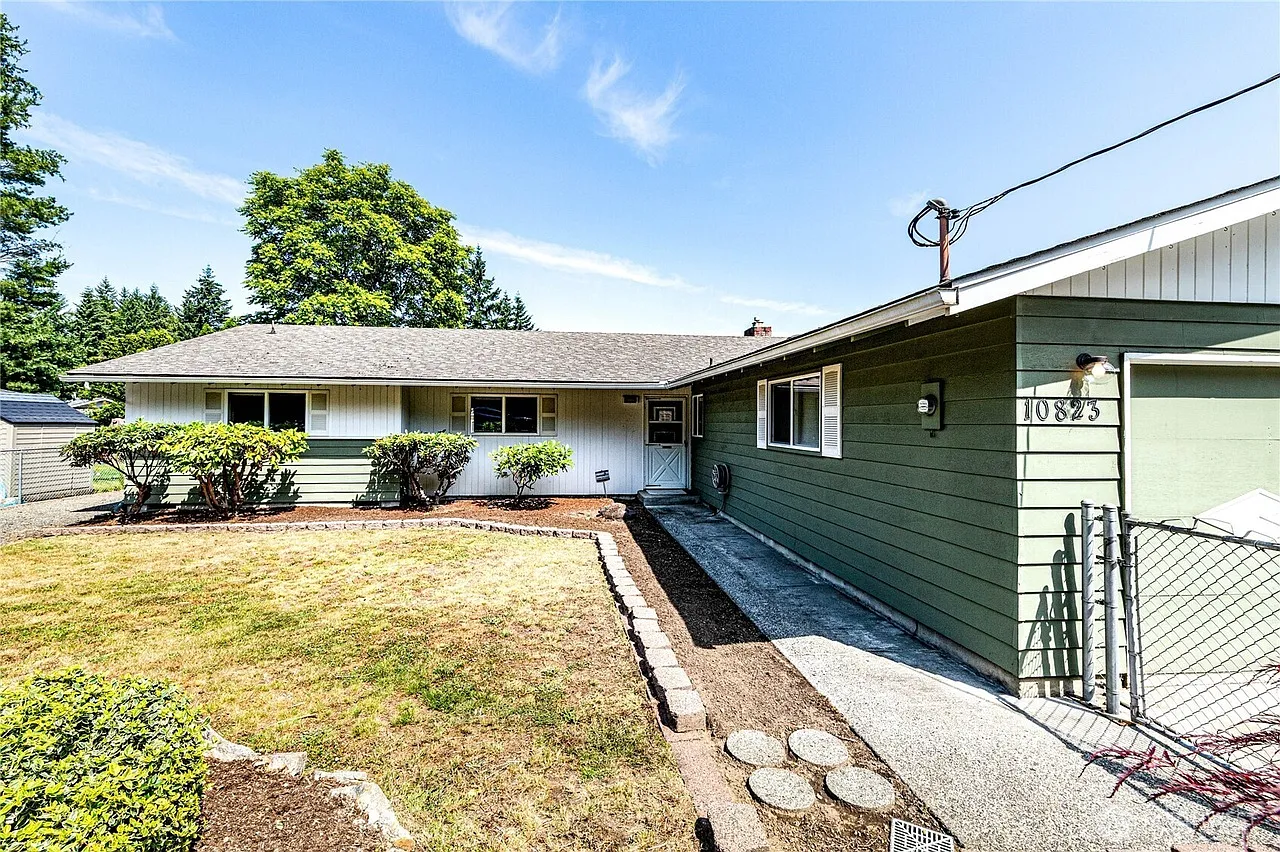 4 bed, 1598 sqft, $3,500 — Photo 3