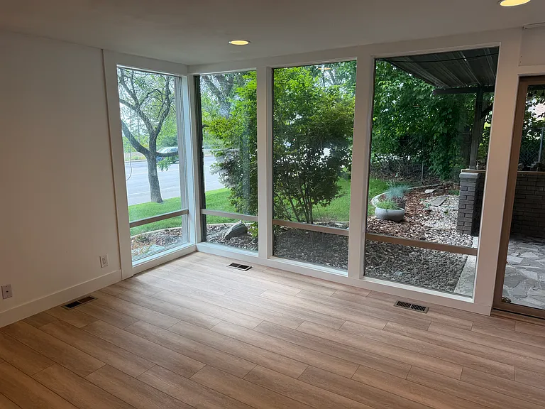 1825 S Foothill Dr — Photo 14