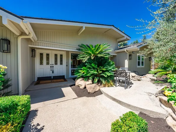 6245 N Lafayette Ave, Fresno, CA 93711