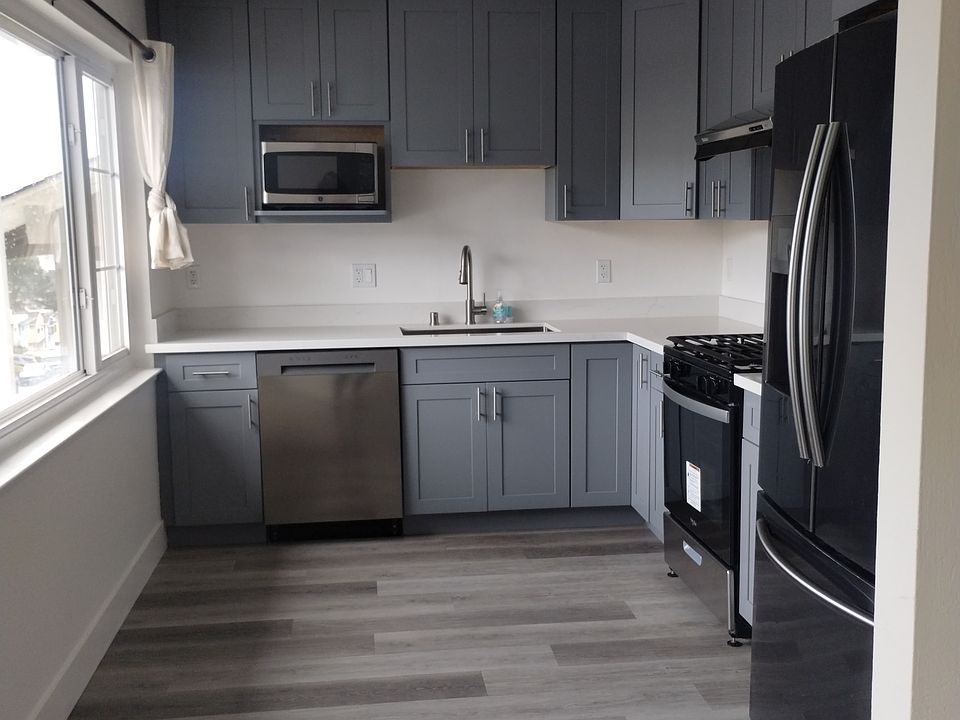 1st image of 183 Camelia Dr #1