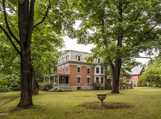 40 Main St, Hudson, NY 12534