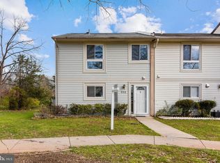 333 Reneau Way, Herndon, VA 20170