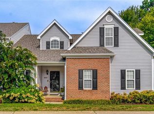 300 Misty Waters Ln, Jamestown, NC 27282