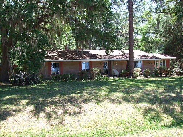 1st image of 781 N Riverview Dr