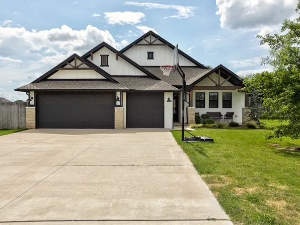 8430 Hidden Creek Dr, Noble, OK 73068
