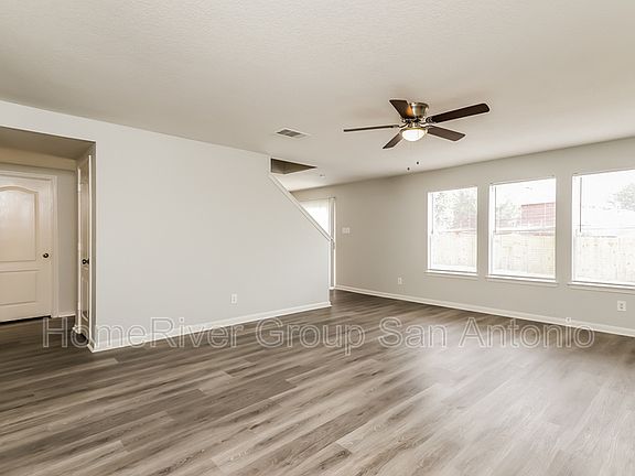 4th image of 7706 Barhill Post