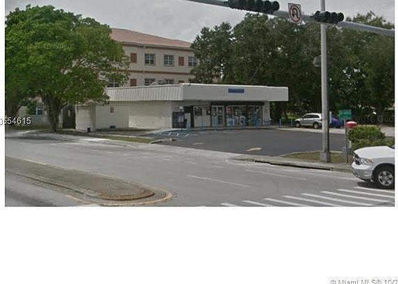3rd image of 2210 NW 183rd St