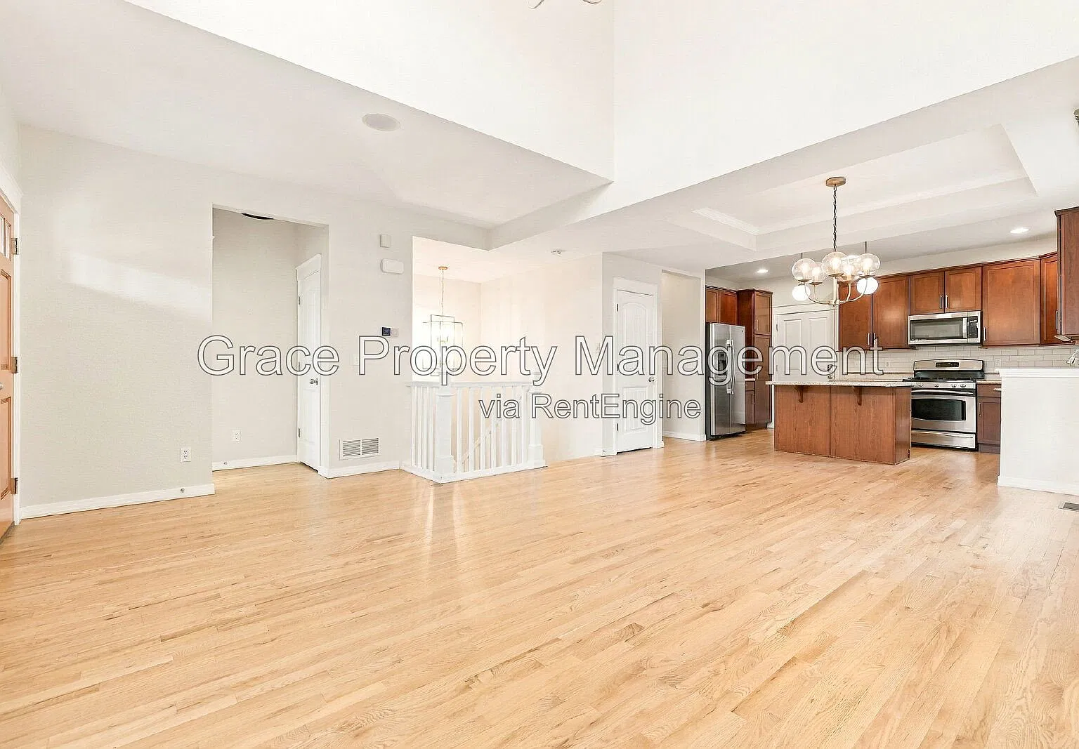 4 bed, 3.0 bath, 2370 sqft, $3,575 — Photo 3