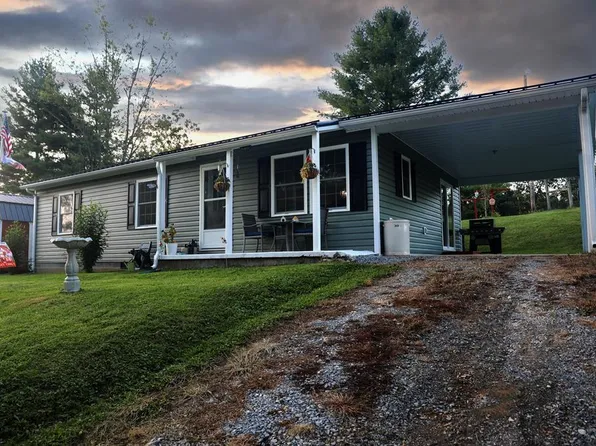 706 Green Mountain Rd, Rural Retreat, VA 24368