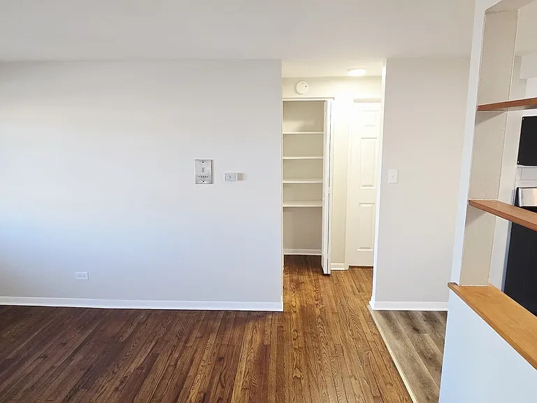 11011 S Lloyd Dr #15 — Photo 7