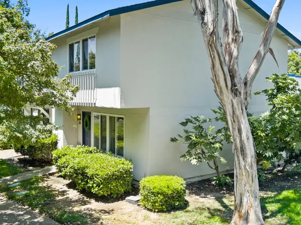 8827 Salmon Falls Dr Unit E, Sacramento, CA 95826