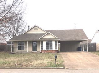 10194 Palmer Dr, Olive Branch, MS 38654