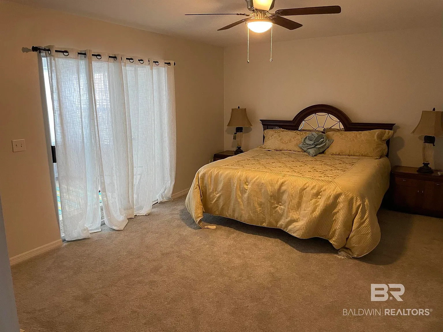 2 bed, 2.0 bath, 1552 sqft, $1,800 — Photo 2