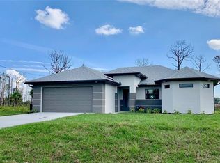 2611 22nd St W UNIT 11, Lehigh Acres, FL 33971